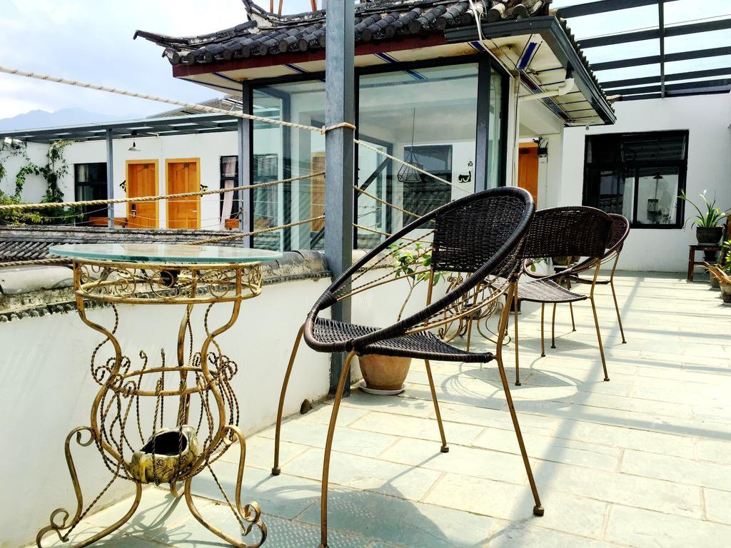 Dali Spring Field Hostel Buitenkant foto