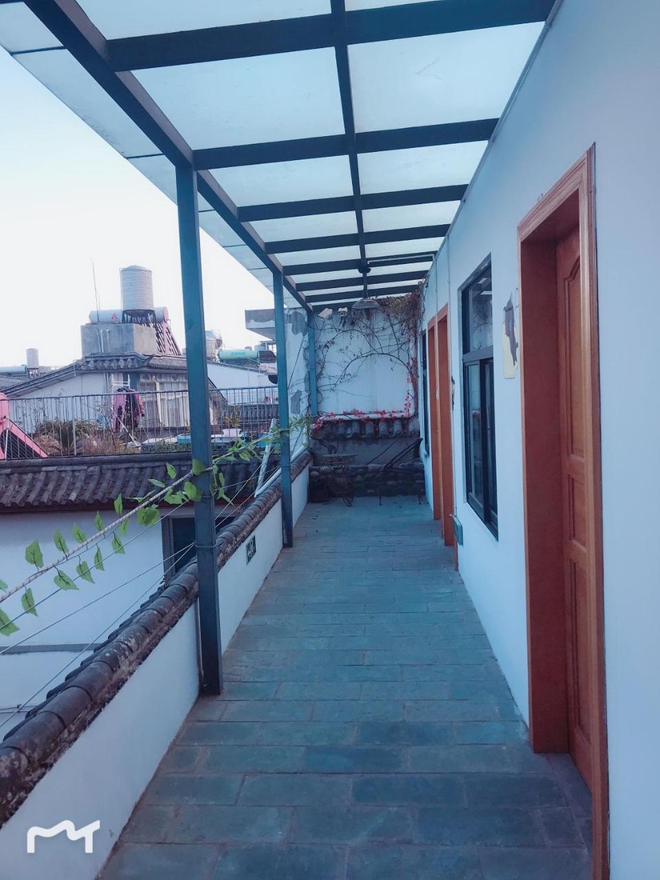 Dali Spring Field Hostel Buitenkant foto