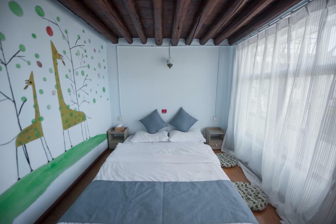 Dali Spring Field Hostel Buitenkant foto