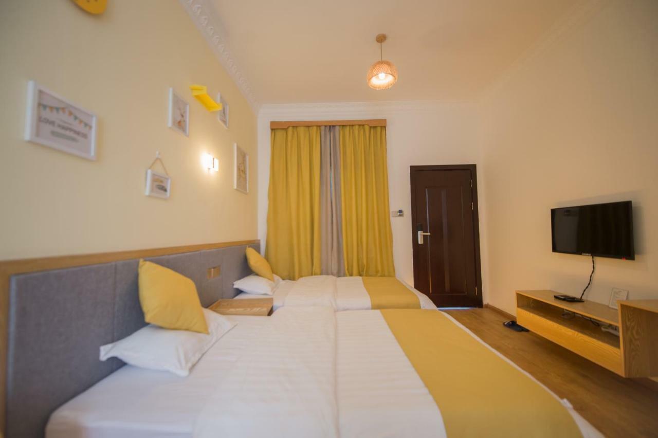 Dali Spring Field Hostel Buitenkant foto