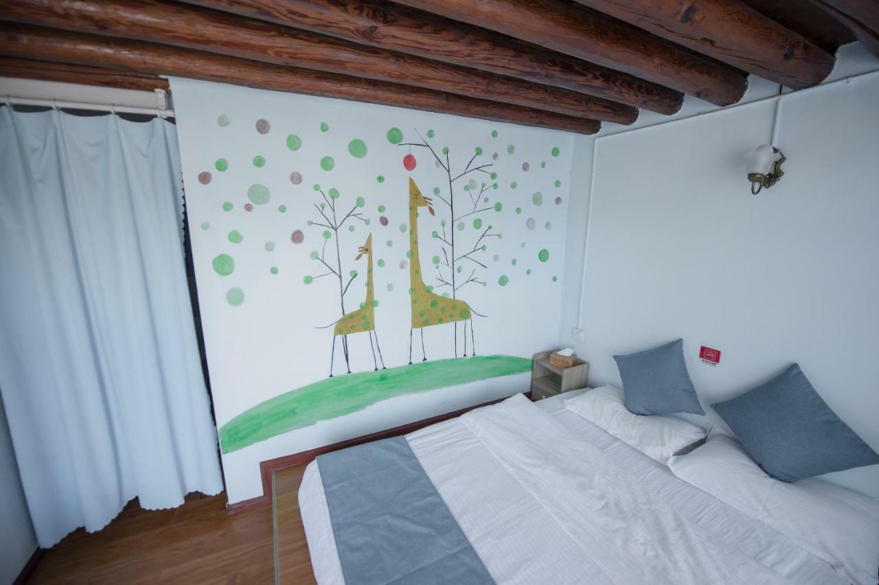 Dali Spring Field Hostel Buitenkant foto