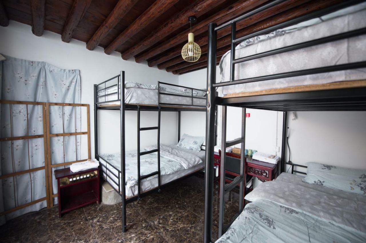 Dali Spring Field Hostel Buitenkant foto